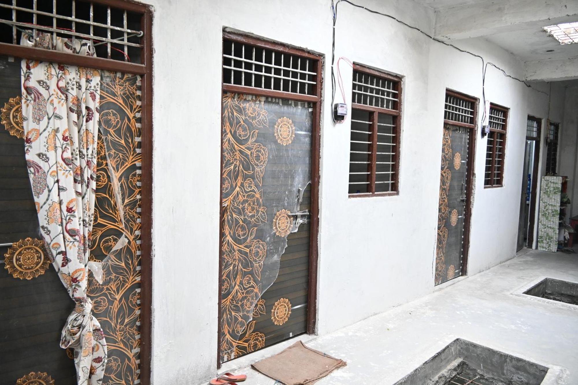 श्री बांके बिहारी सेवा धाम Hotel Vrindavan Ngoại thất bức ảnh